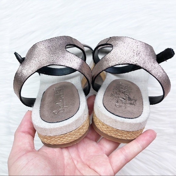 New Splendid Metallic Rose Gold Leather Sandals - Picture 2 of 10